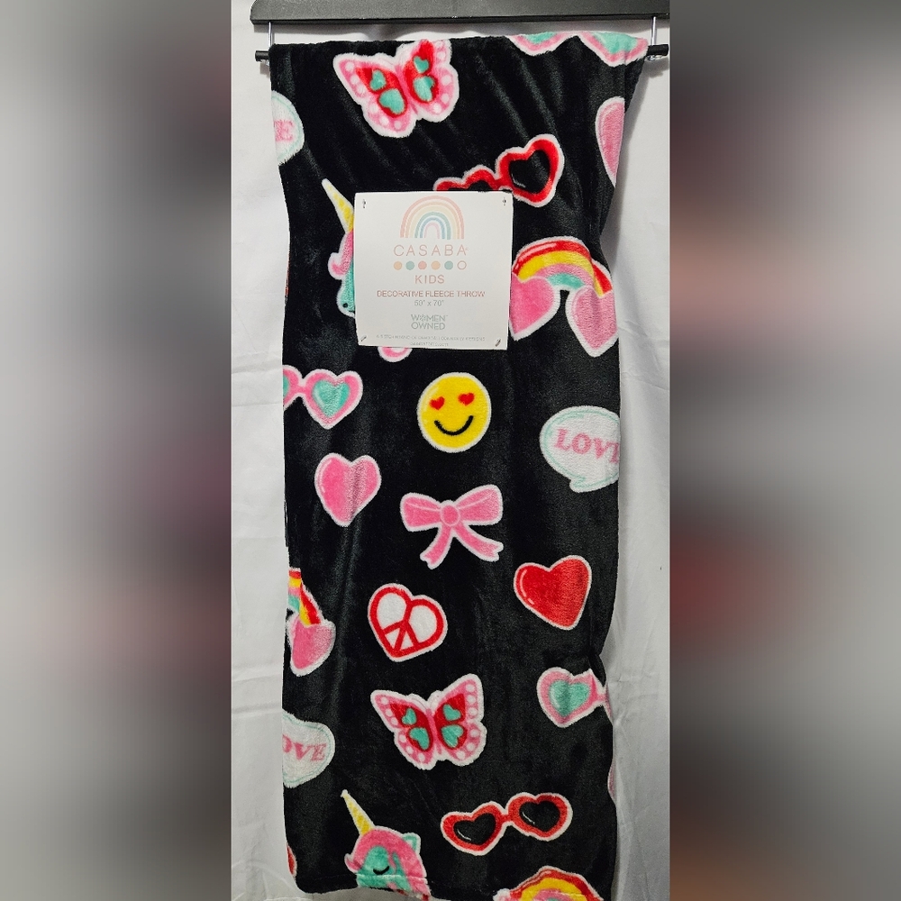 Black And Pink Fleece Throw Blanket NWT